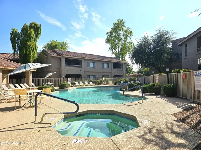 Community pool & spa area