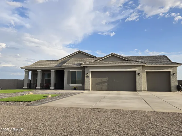 9546 W LIMESTONE MOUNTAIN  Drive, Casa Grande, AZ 85194