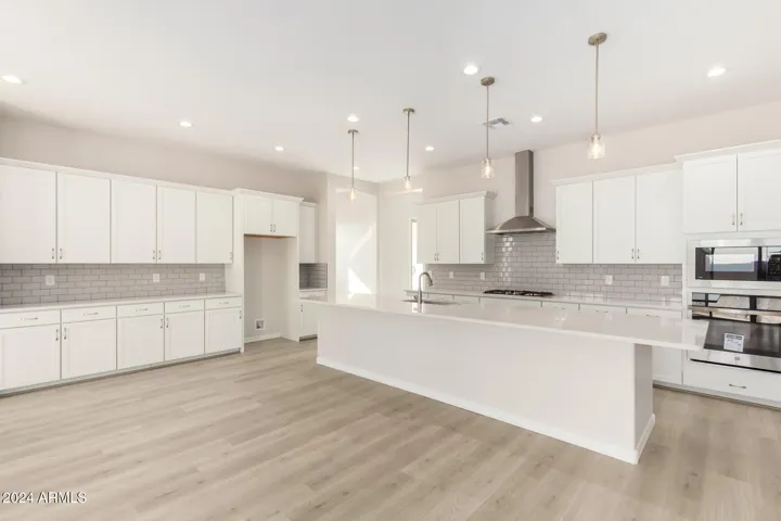 23997 N 172ND  Avenue, Surprise, AZ 85387