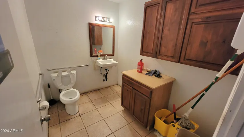 780