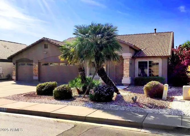 10956 W Cimarron  Drive, Sun City, AZ 85373