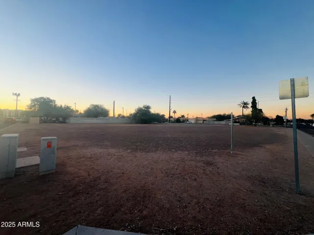 780