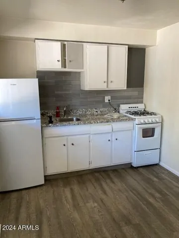 780