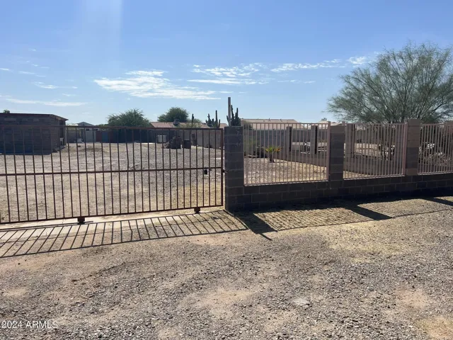 Entry Gate2