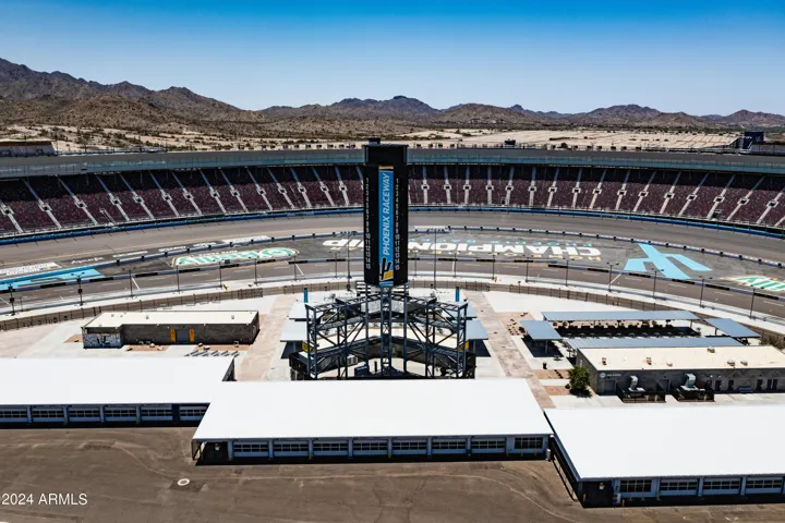 Thumbnail 38