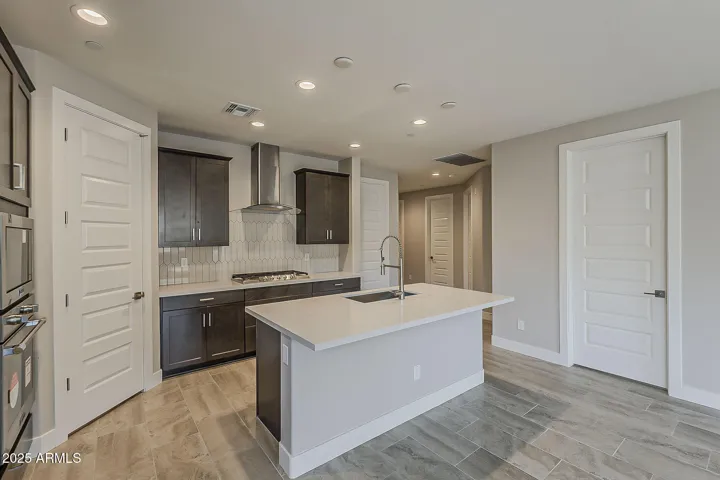 31969 N 117TH  Avenue, Peoria, AZ 85383