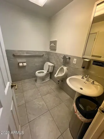 780