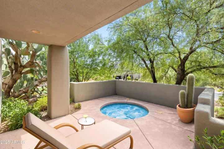 10044 E GRAYTHORN  Drive, Scottsdale, AZ 85262