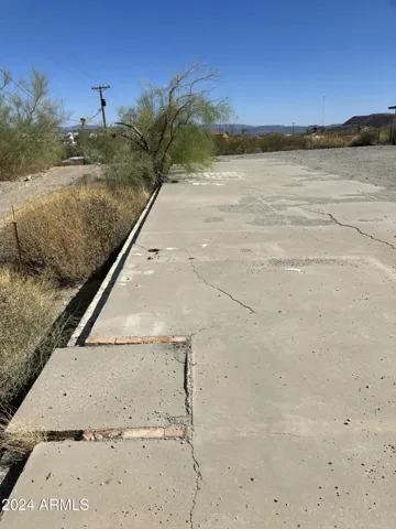780
