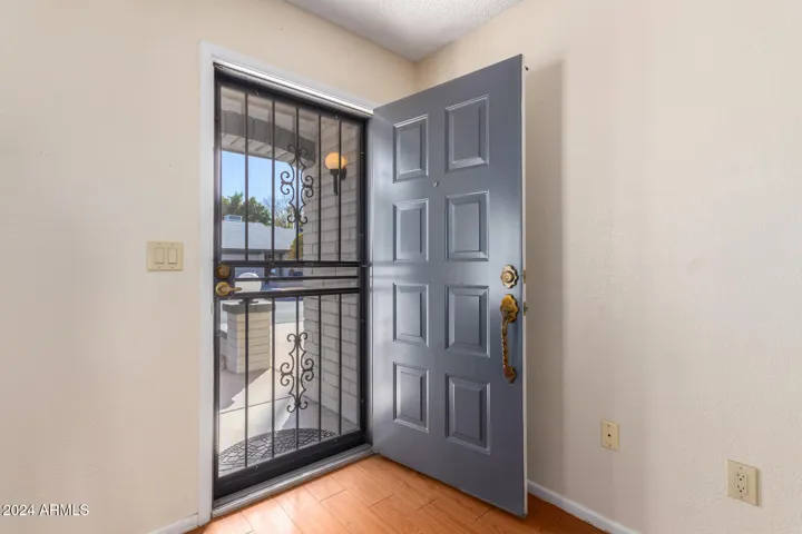 780