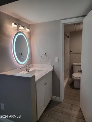 780