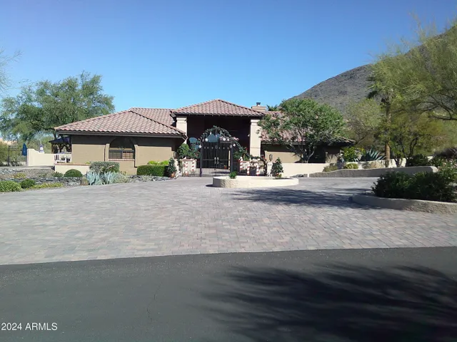 5930 E Leisure Lane