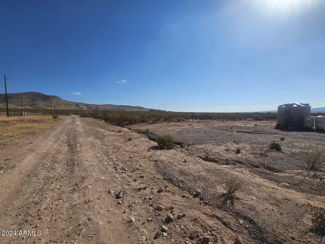 780