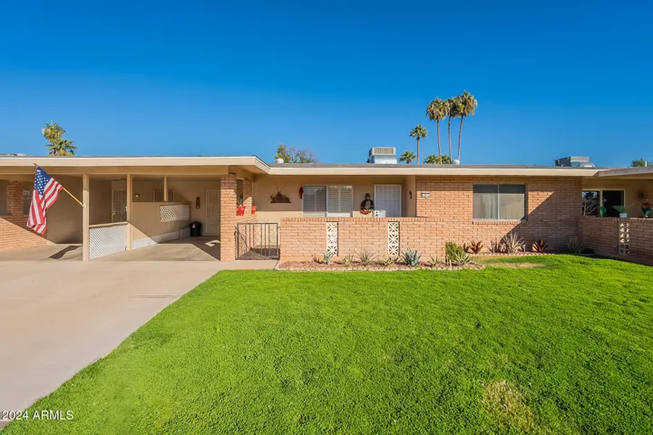 10412 W AUDREY  Drive, Sun City, AZ 85351