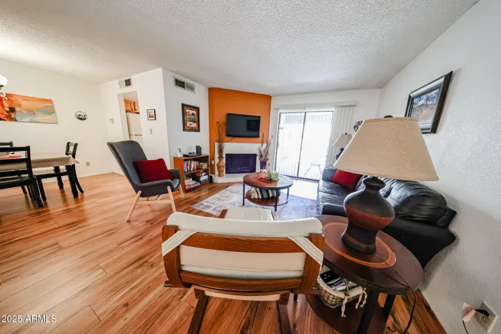 9445 N 94th  Place, Scottsdale, AZ 85258