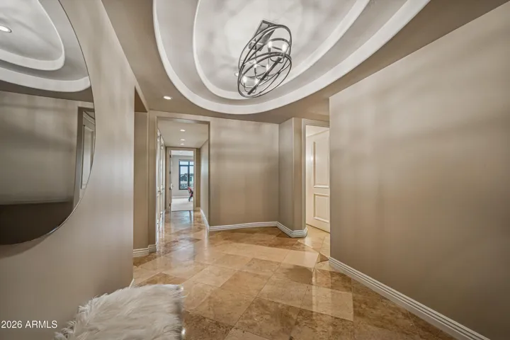 #1007 Foyer