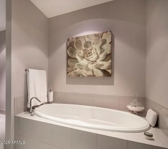 This 1 Bedroom is one of few that has a Soaking Tub.