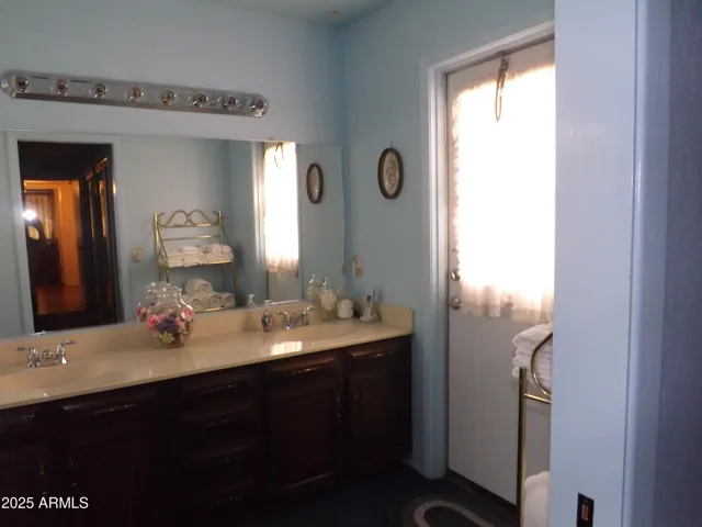 780