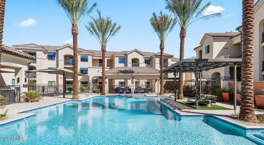 5885 S 32nd  Street, Phoenix, AZ 85040