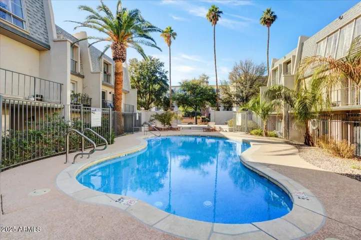 1006 E OSBORN  Road, Phoenix, AZ 85014