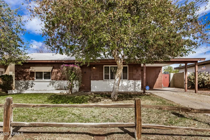 6720 W MEDLOCK  Drive, Glendale, AZ 85303