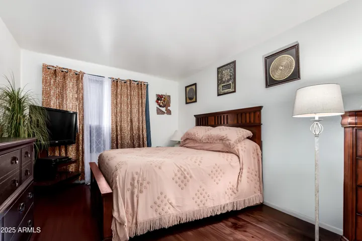 780