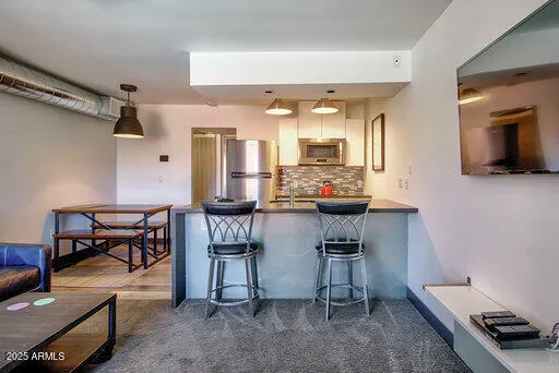 461 W HOLMES  Avenue, Mesa, AZ 85210