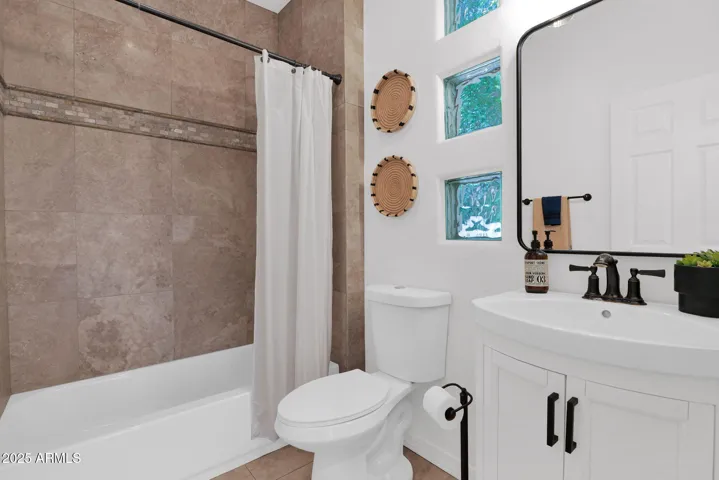 full bath downstairs