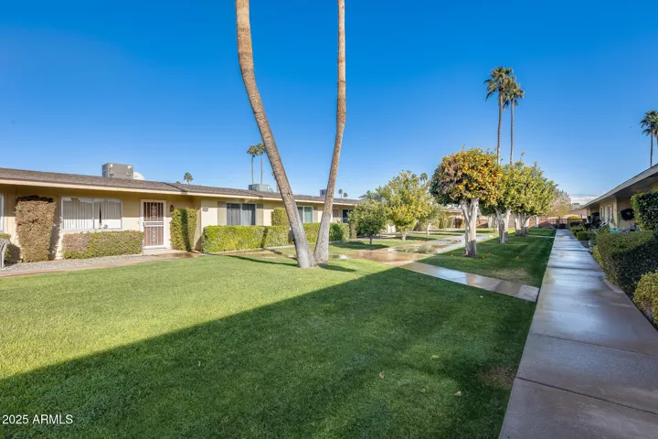 10909 W SANTA FE  Drive, Sun City, AZ 85351