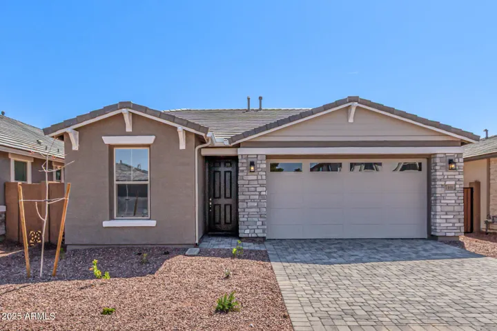 5401 W LAS PALMARITAS  Drive, Glendale, AZ 85302