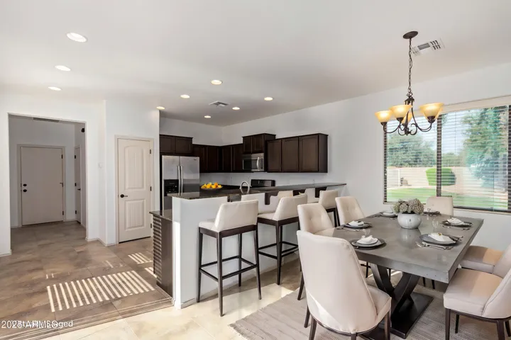 4428 E WILDHORSE  Drive, Gilbert, AZ 85297