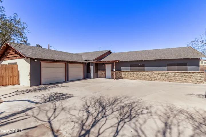 1495 N Casa Grande  Avenue, Casa Grande, AZ 85122