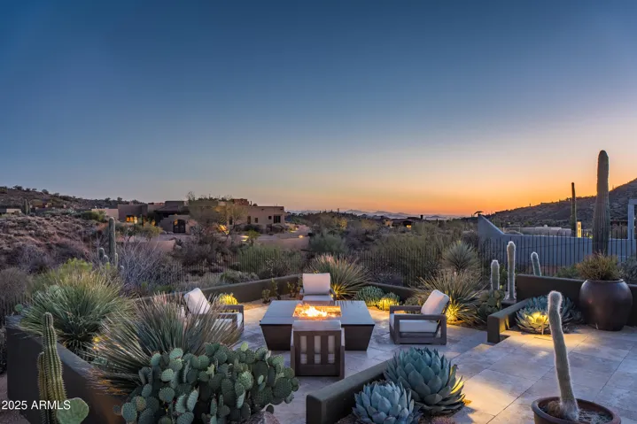 9887 E Palo Brea  Drive, Scottsdale, AZ 85262