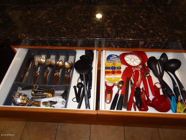 Plenty of utensils for cooking/entertaining