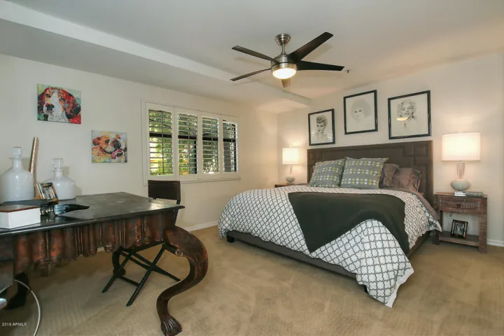 Primary bedroom-king bed