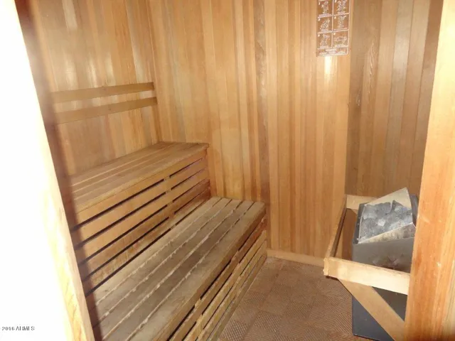 His/Her saunas