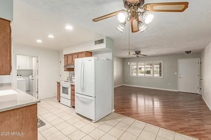 10329 W FLORIADE  Drive, Sun City, AZ 85351