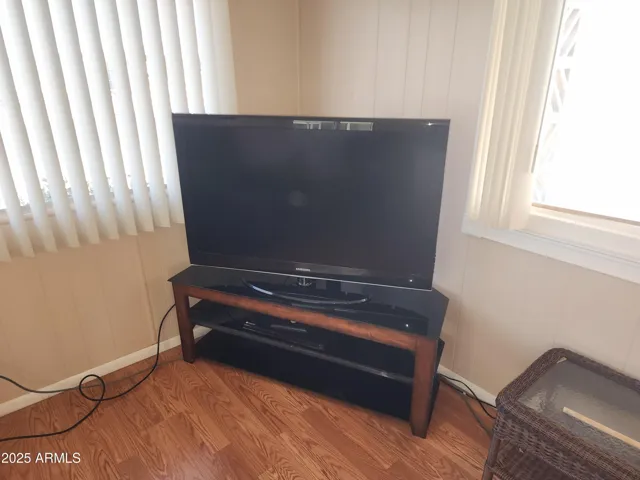 780