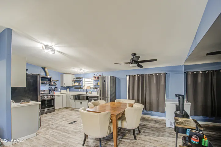 8401 N 67TH  Avenue, Glendale, AZ 85302