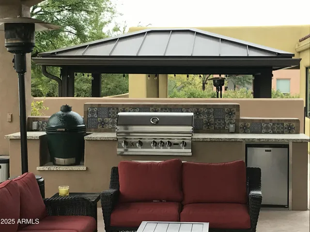 780