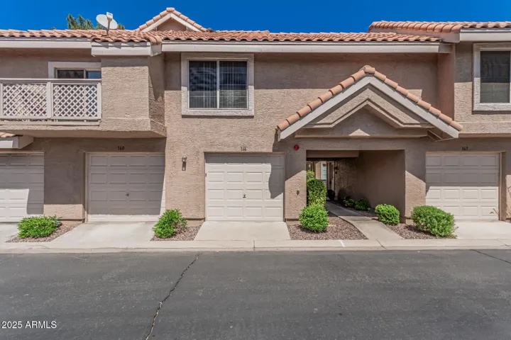 1633 E LAKESIDE  Drive, Gilbert, AZ 85234