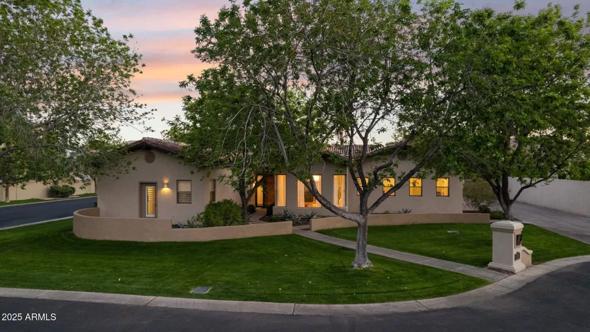 8336 S HOMESTEAD  Lane, Tempe, AZ 85284
