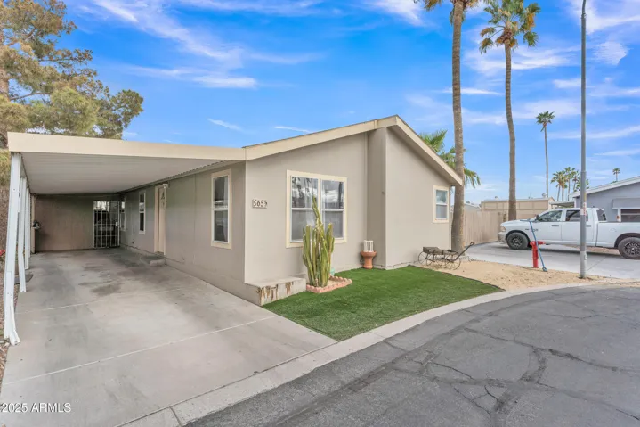 7920 W Glendale  Avenue, Glendale, AZ 85303
