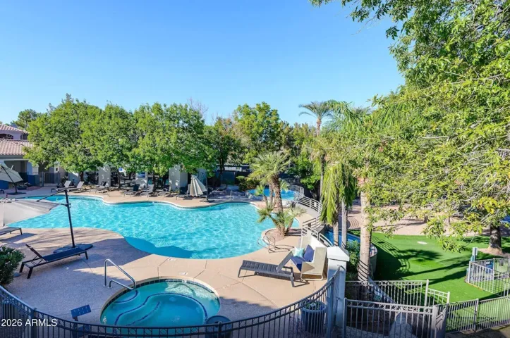 Luxurious amenities include 2 pools, 3 whirlpool spas, community BBQ areas, poolside cabana, lighted tennis court, air-conditioned fitness center & lighted jogging/biking trail. Luxurious amenities include 2 pools, 3 whirlpool spas, community BBQ areas, poolside cabana, lighted tennis court, air-conditioned fitness center & lighted jogging/biking trail.