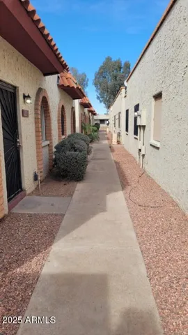 780