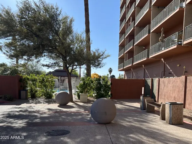 780