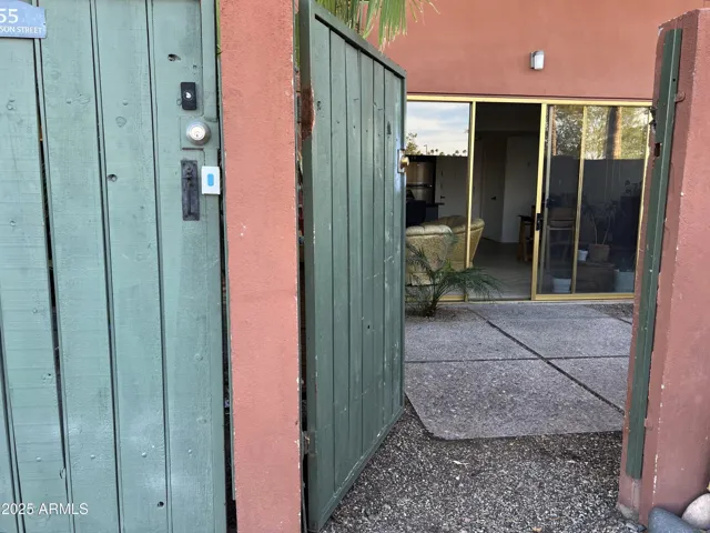 780