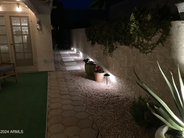780