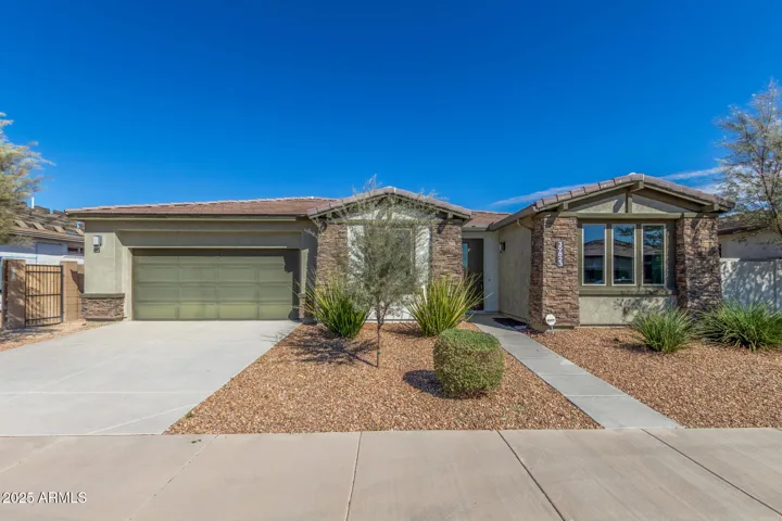 39823 N COLLINS  Lane, San Tan Valley, AZ 85140