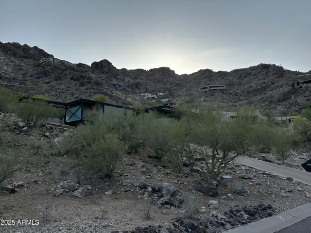 780